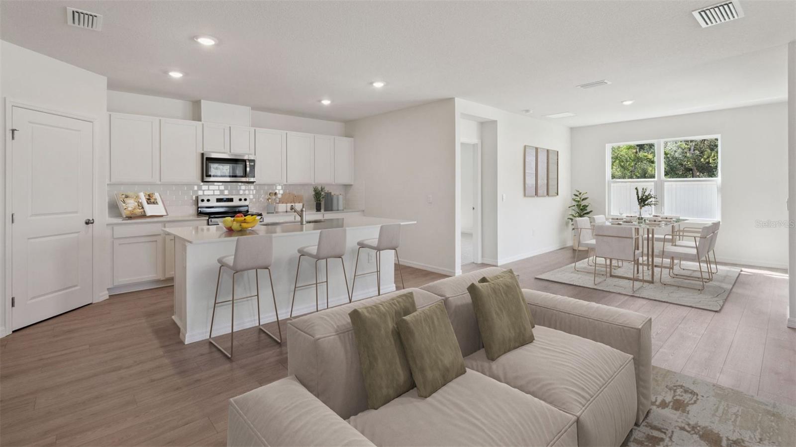 GRANDE CHAMPION/PCL SW-28 PH 1 - Residential