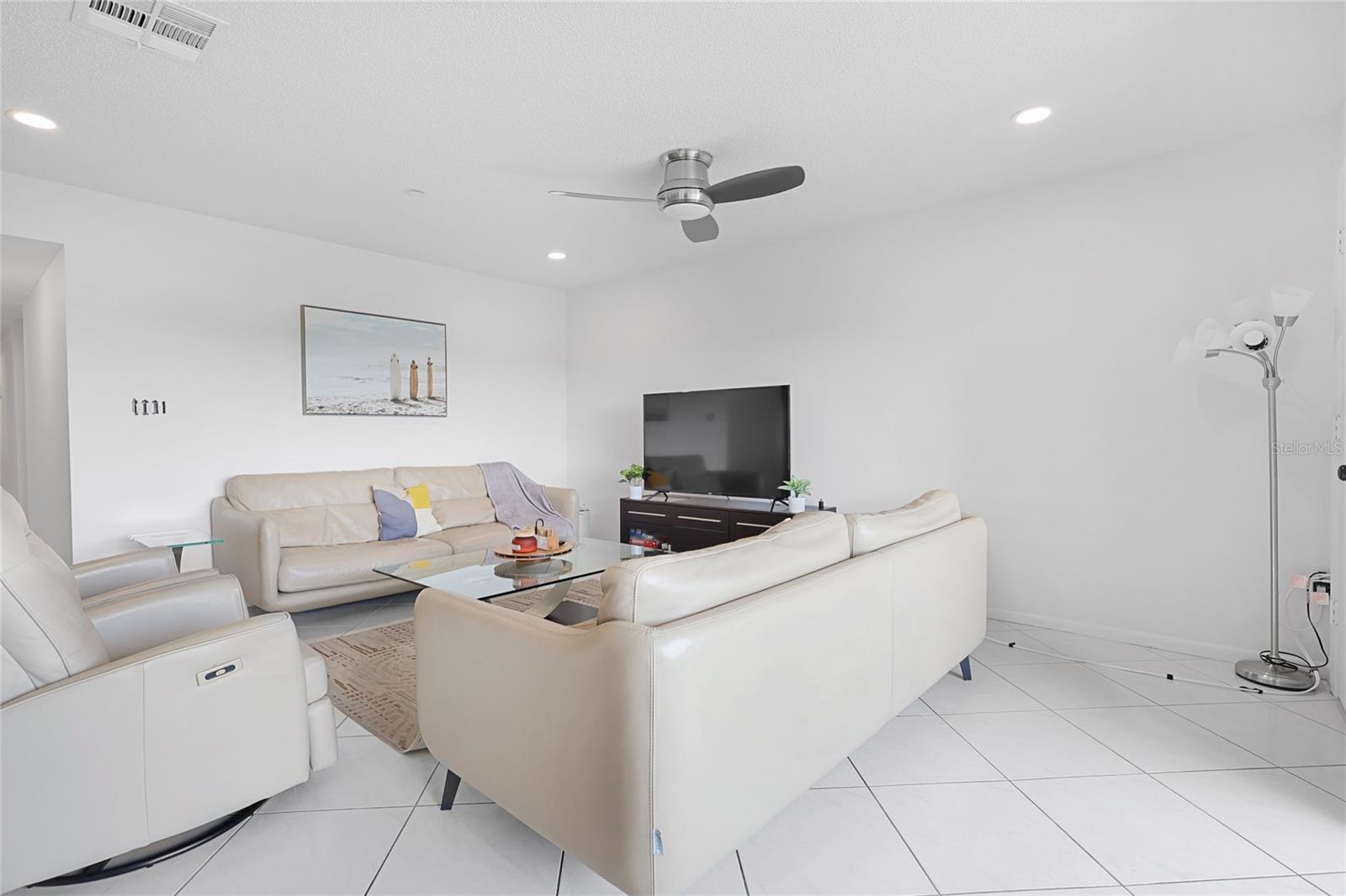 DOCKSIDE A CONDO - Residential