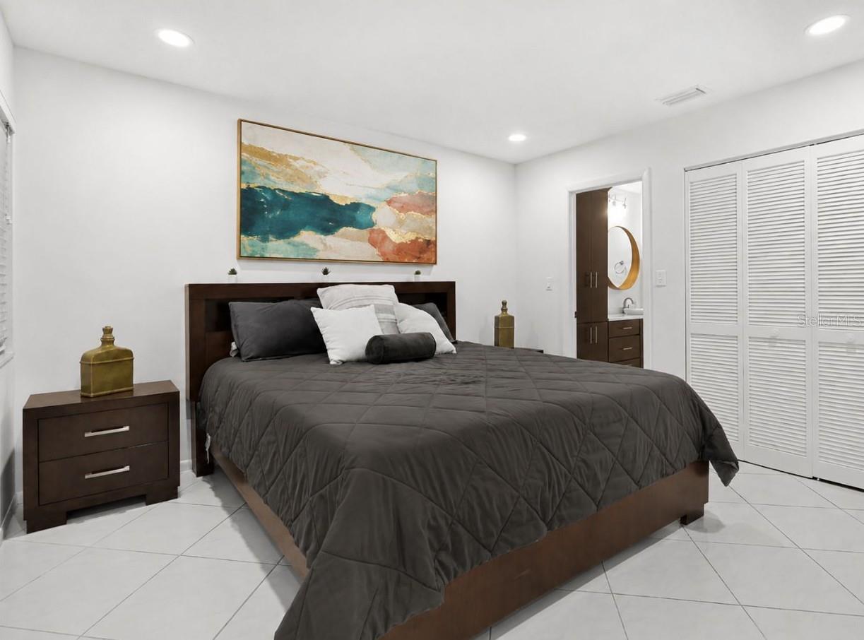 DOCKSIDE A CONDO - Residential