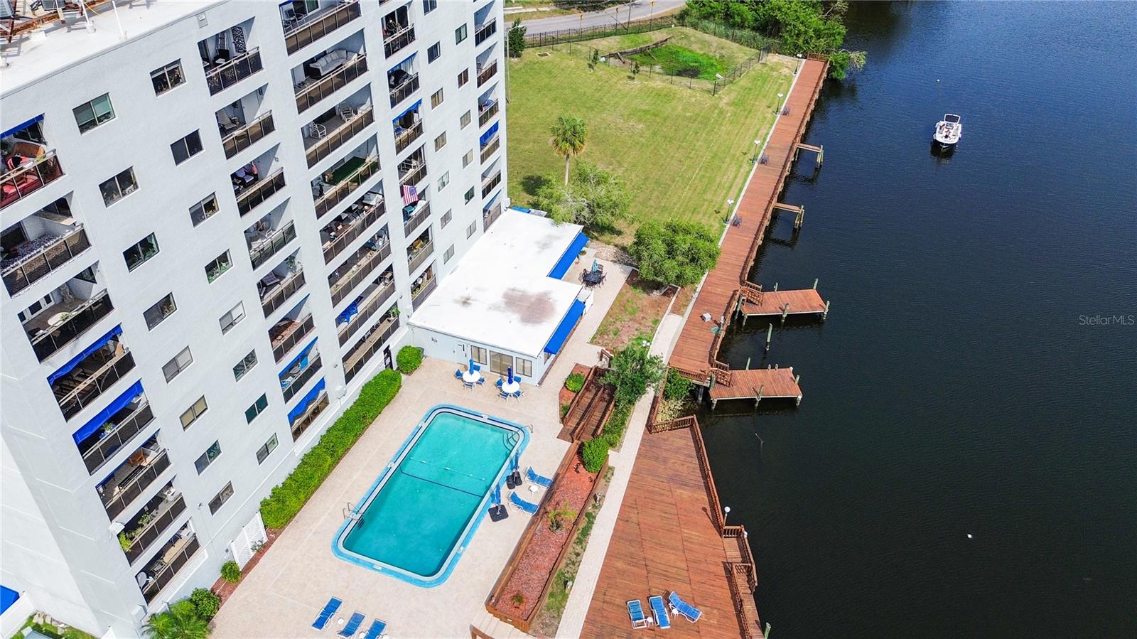 DOCKSIDE A CONDO - Residential