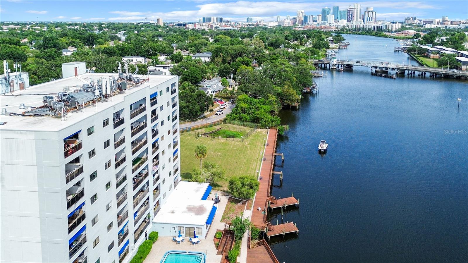DOCKSIDE A CONDO - Residential