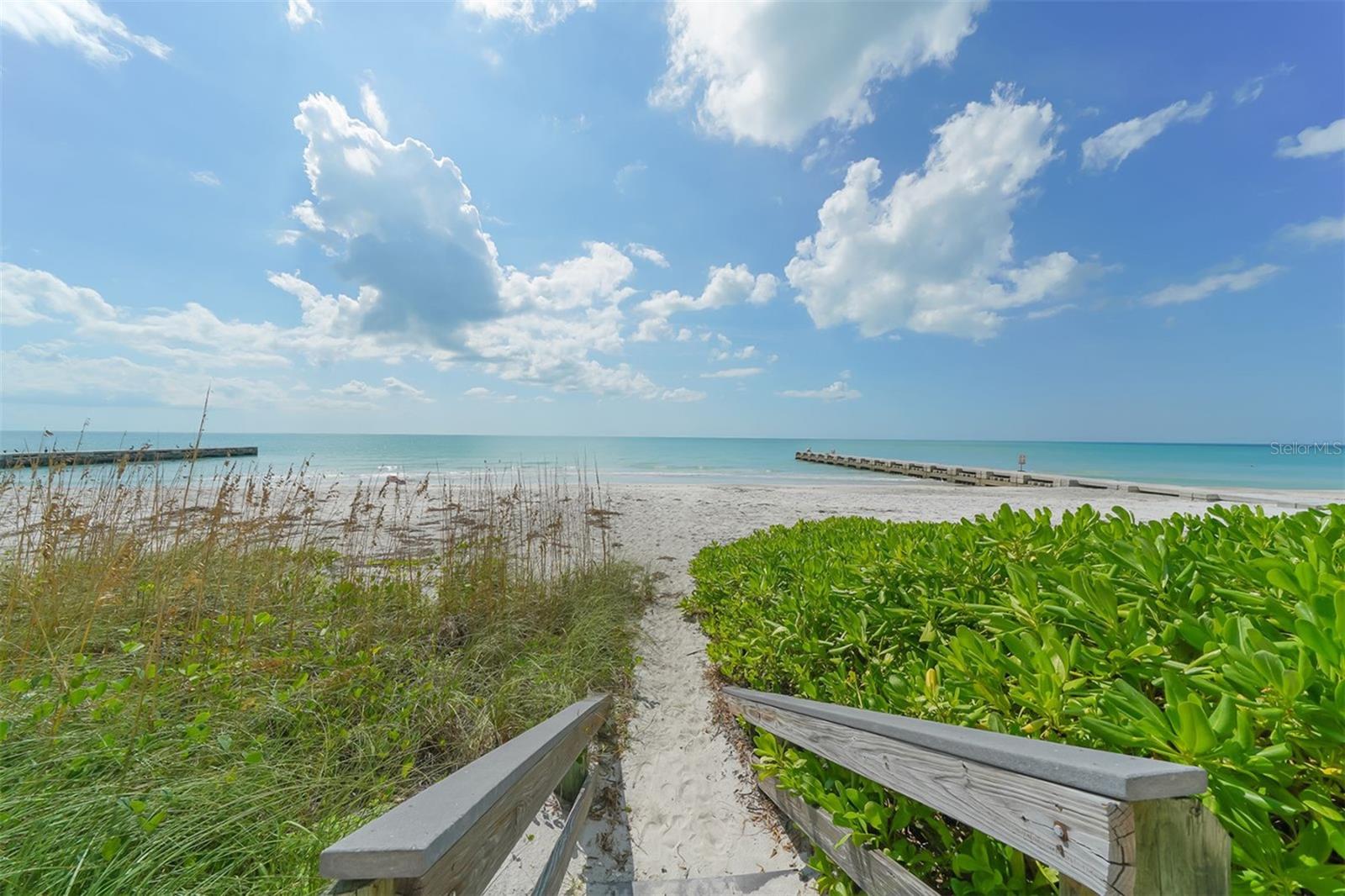 ISLANDER CLUB OF LONGBOAT - Residential