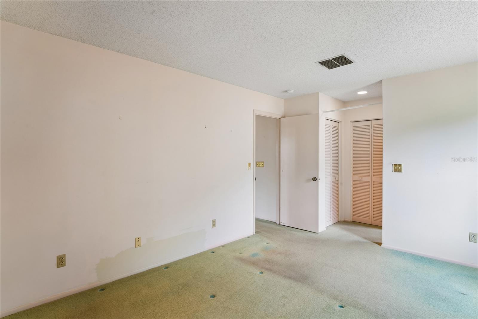 HIGHLAND LAKES - Residential