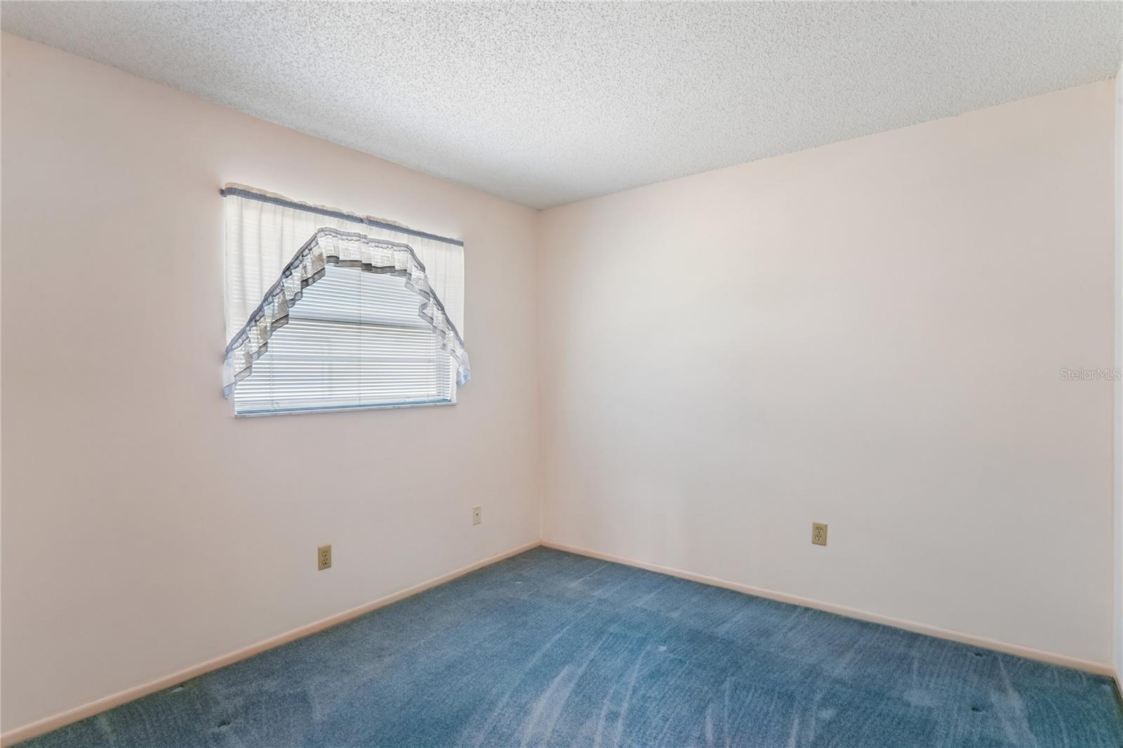 HIGHLAND LAKES - Residential