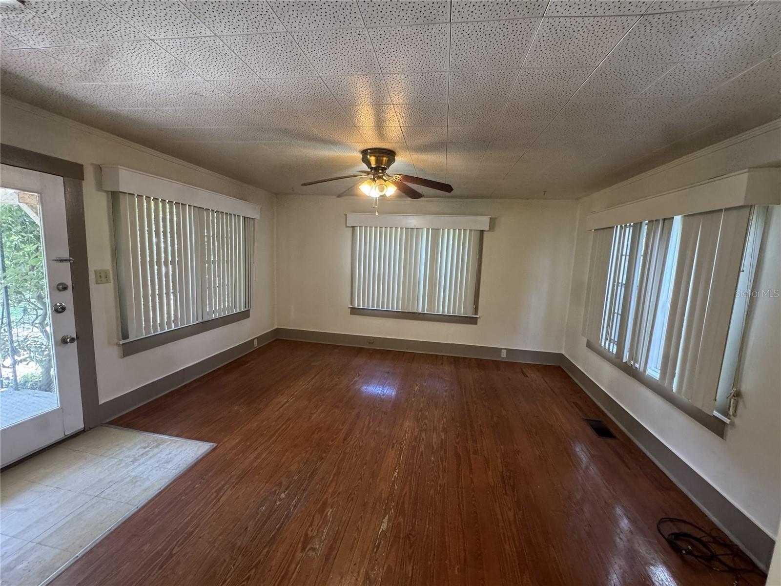 IDYLWILD - Residential Lease