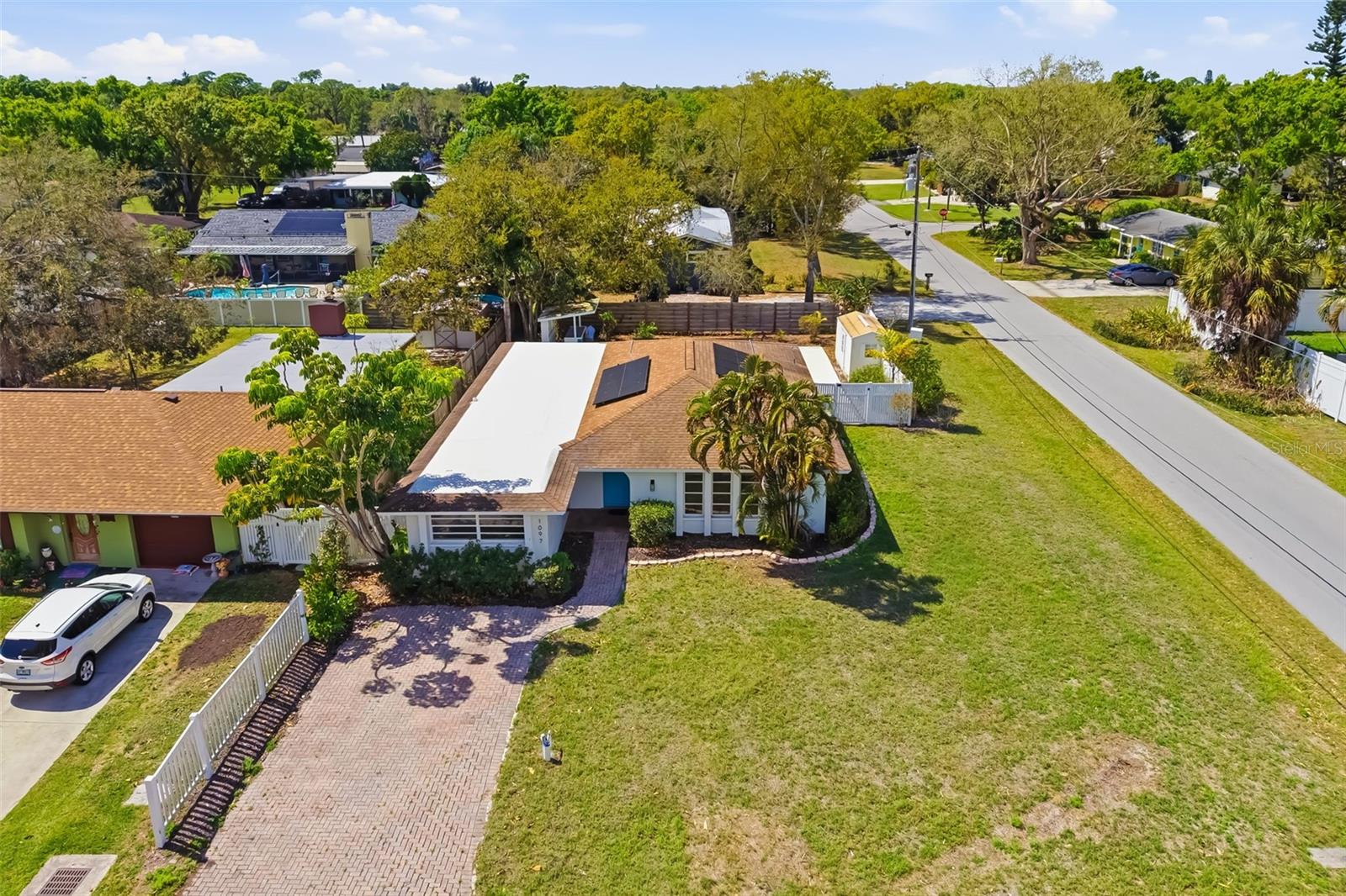 PEACEFUL VISTA HOMES - Residential