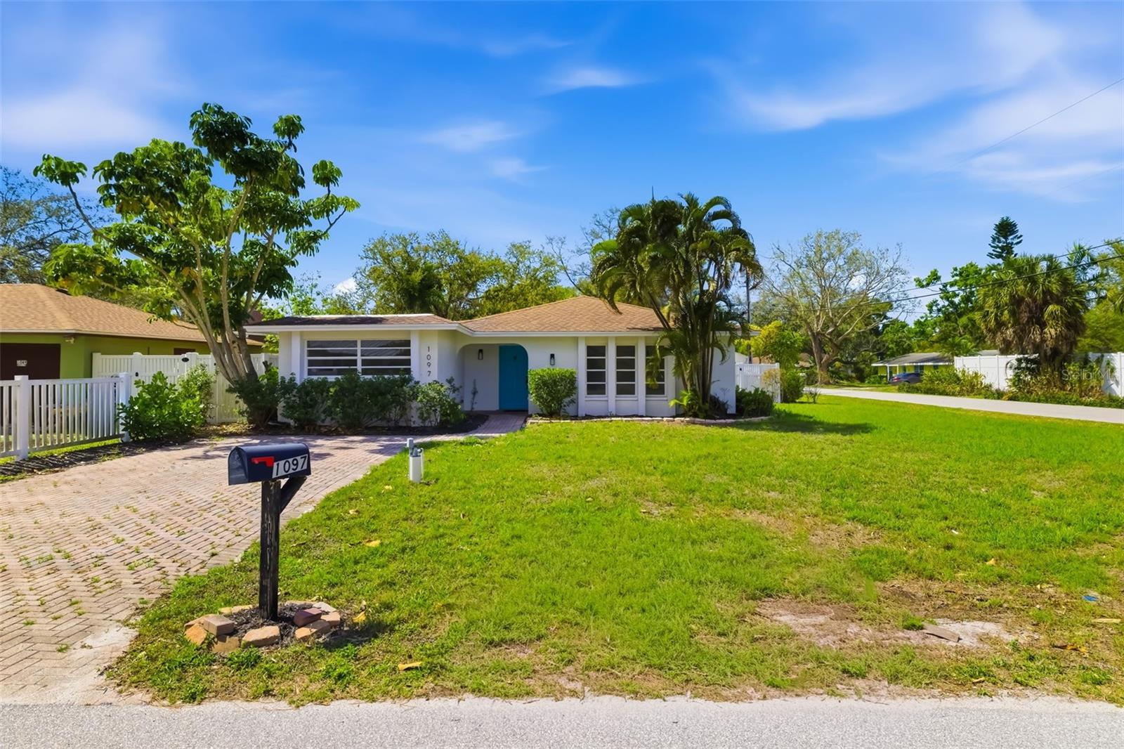 PEACEFUL VISTA HOMES - Residential