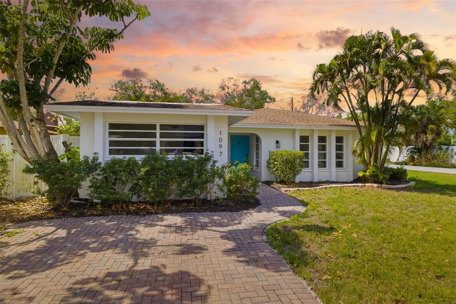 PEACEFUL VISTA HOMES - Residential