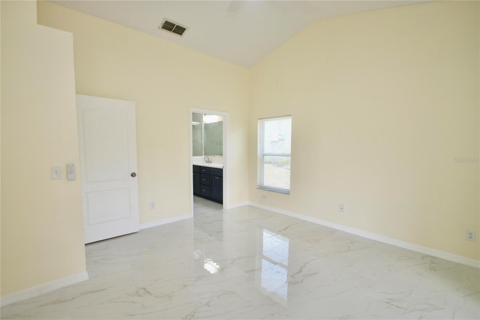 LEESBURG SLEEPY HOLLOW FIRST ADD - Residential