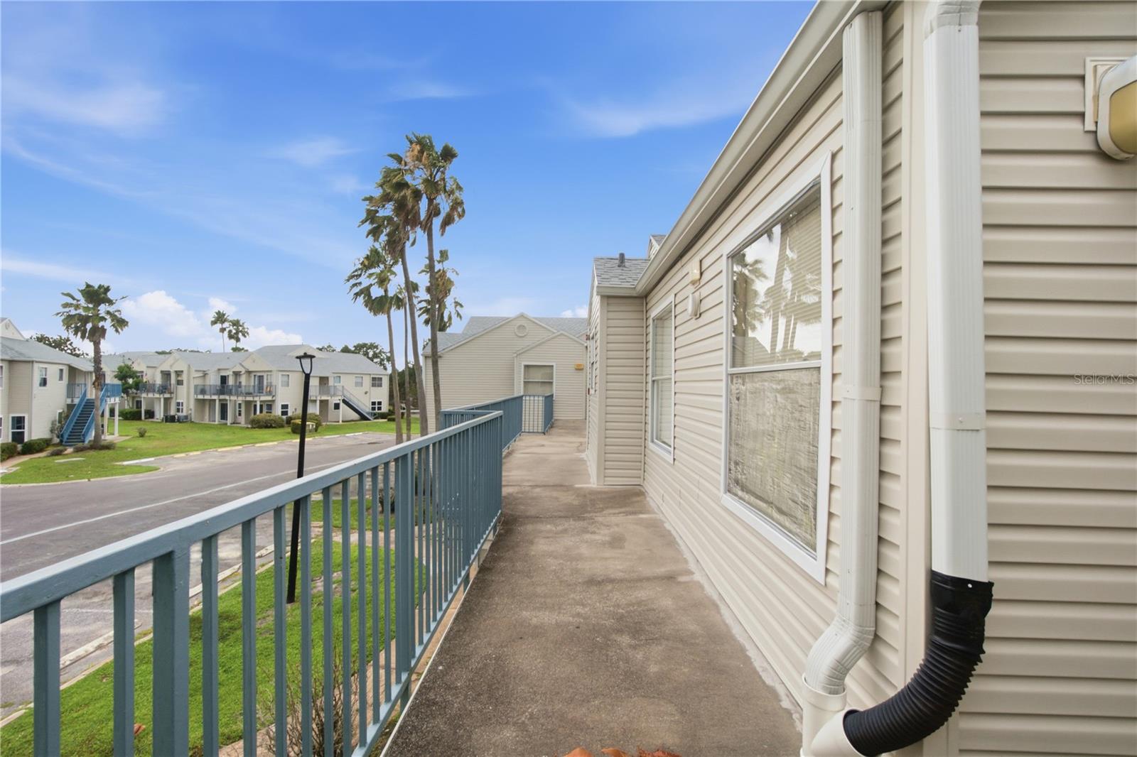 DOCKSIDE CONDO - Residential