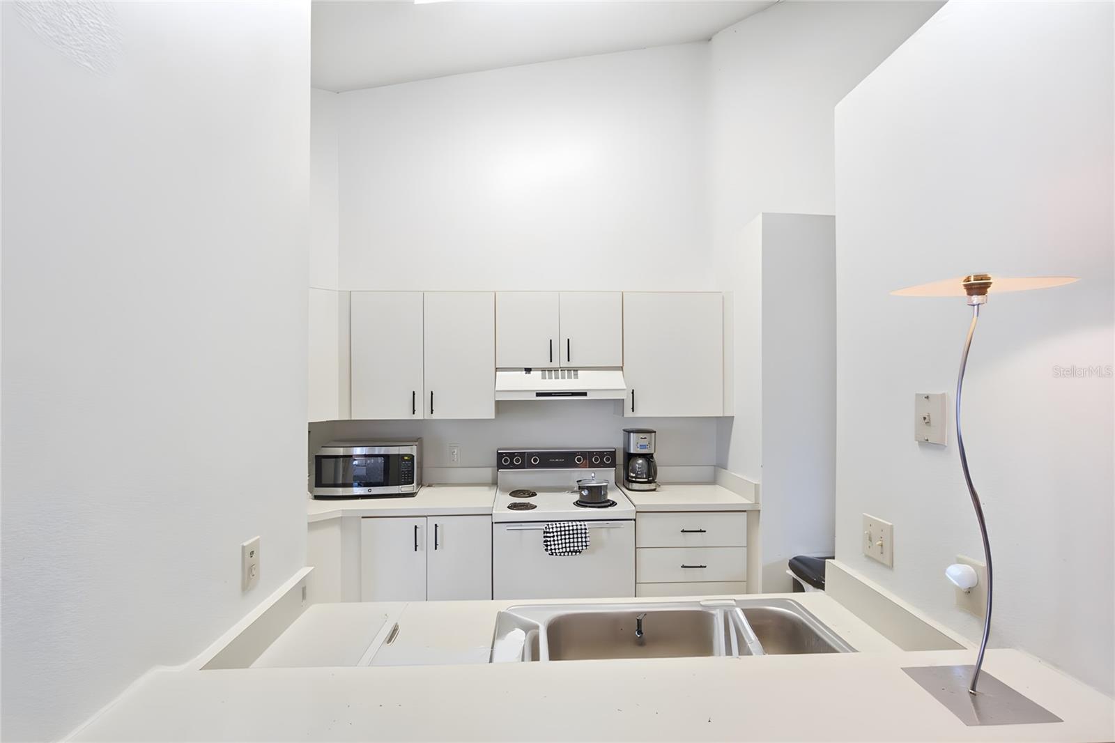 DOCKSIDE CONDO - Residential
