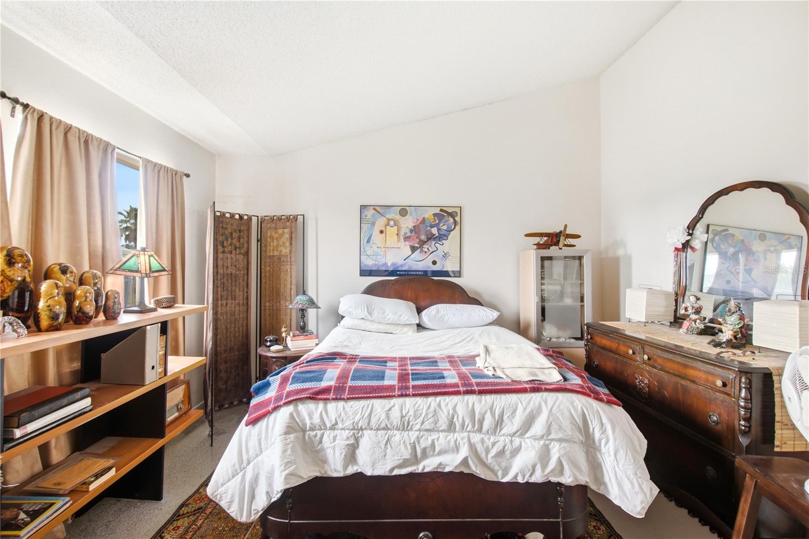 DOCKSIDE CONDO - Residential