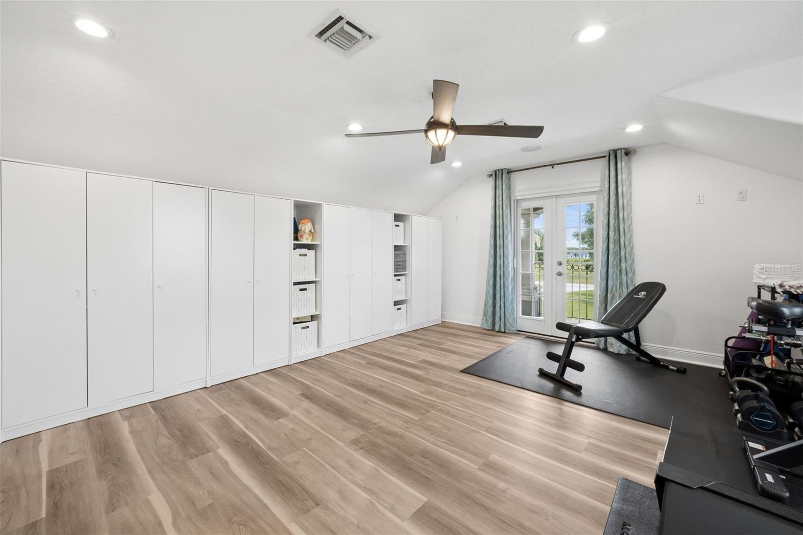 RANCH CLUB SUB - Residential