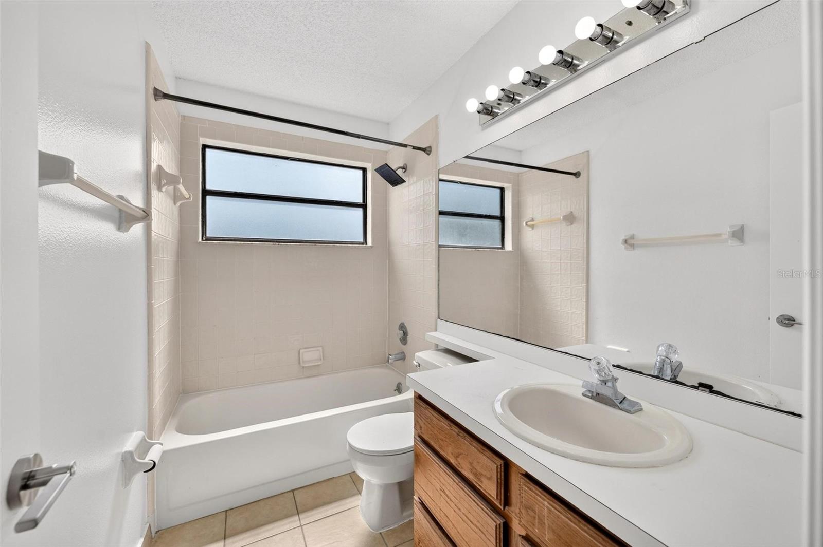 GREENWOOD LAKES UNIT D-3B 2ND ADD - Residential