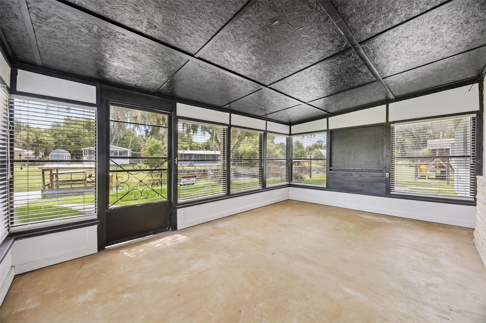 PALM SHADOWS VACD - Residential