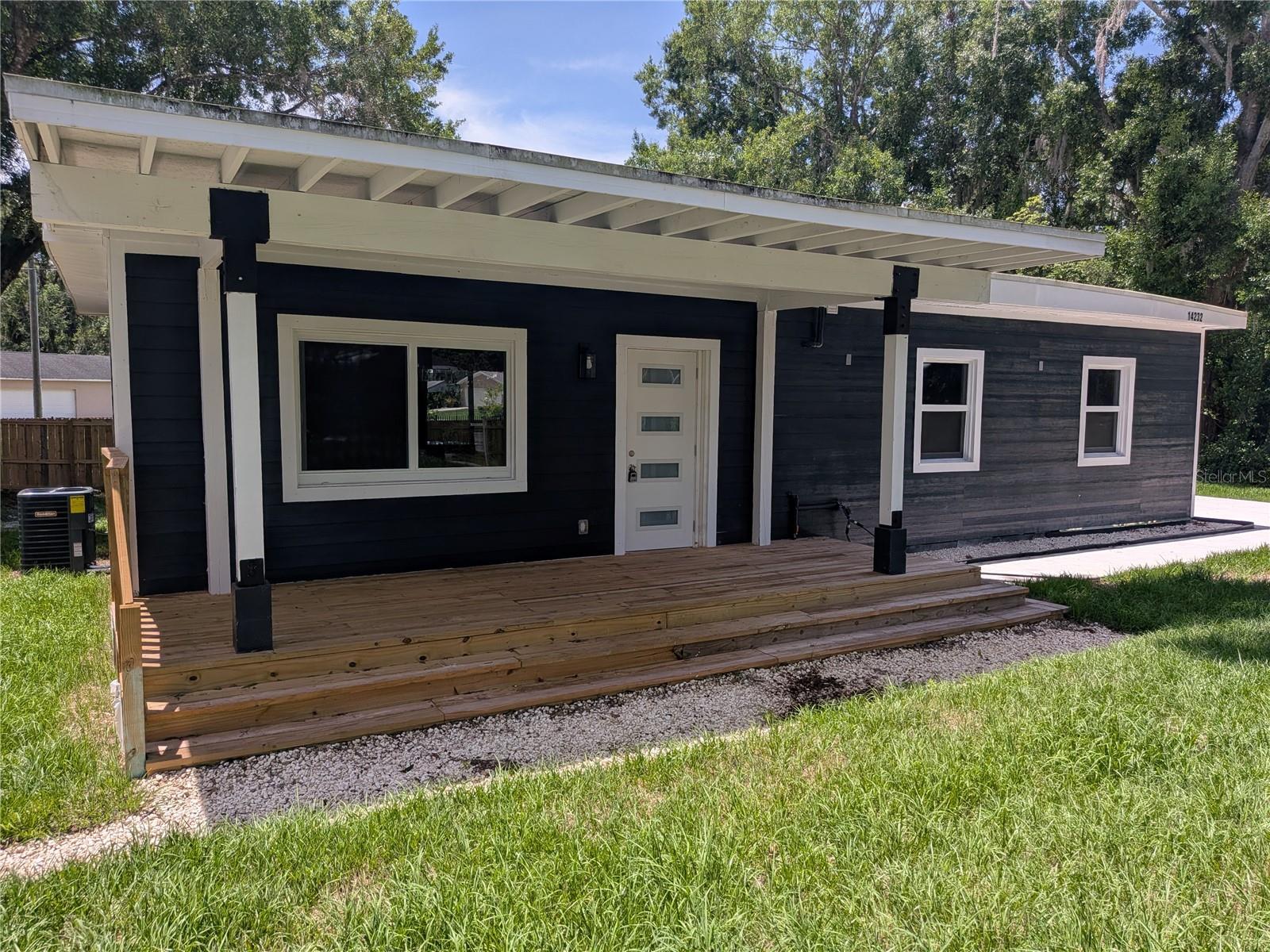 LAKE ANNE ESTATES - Residential