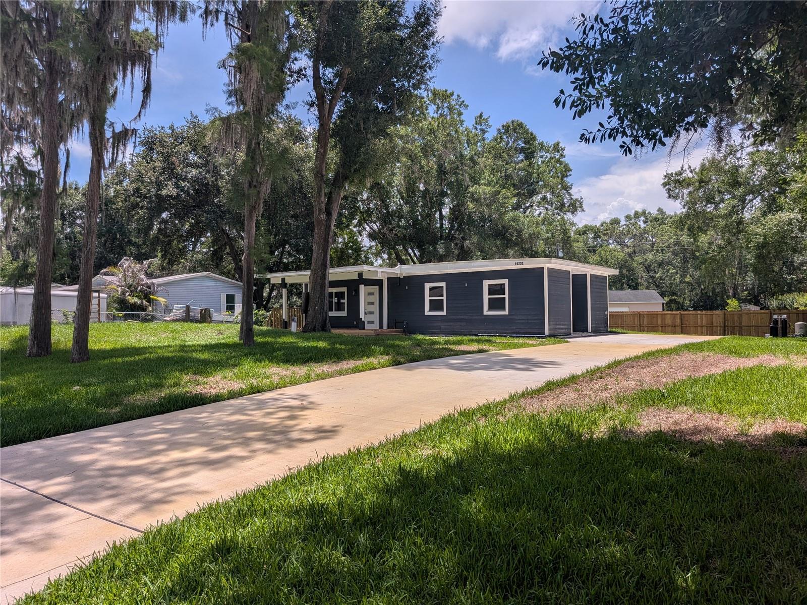 LAKE ANNE ESTATES - Residential
