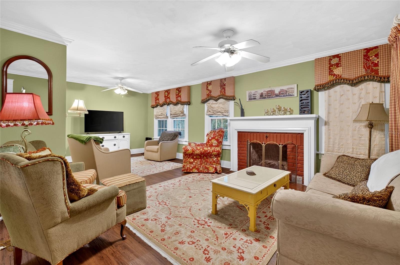 MOUNT DORA ALTA VISTA - Residential
