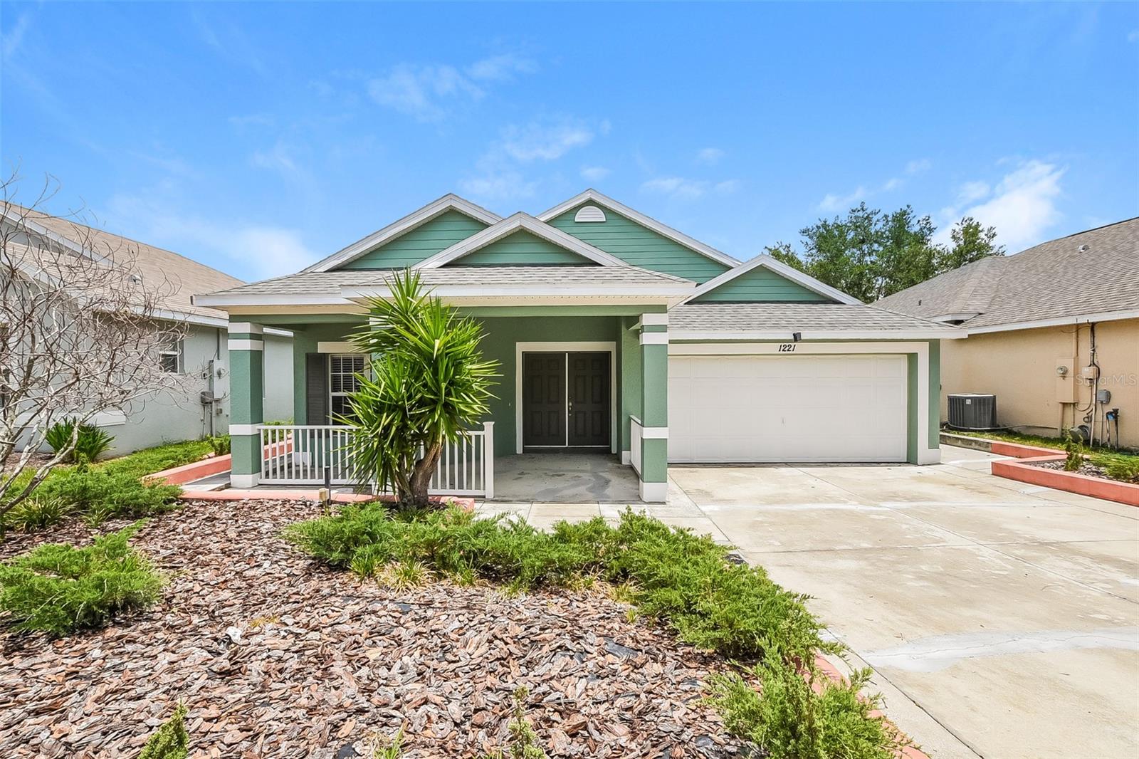 TAVARES PINES AT LAKE SAUNDERS PH 02 - Residential