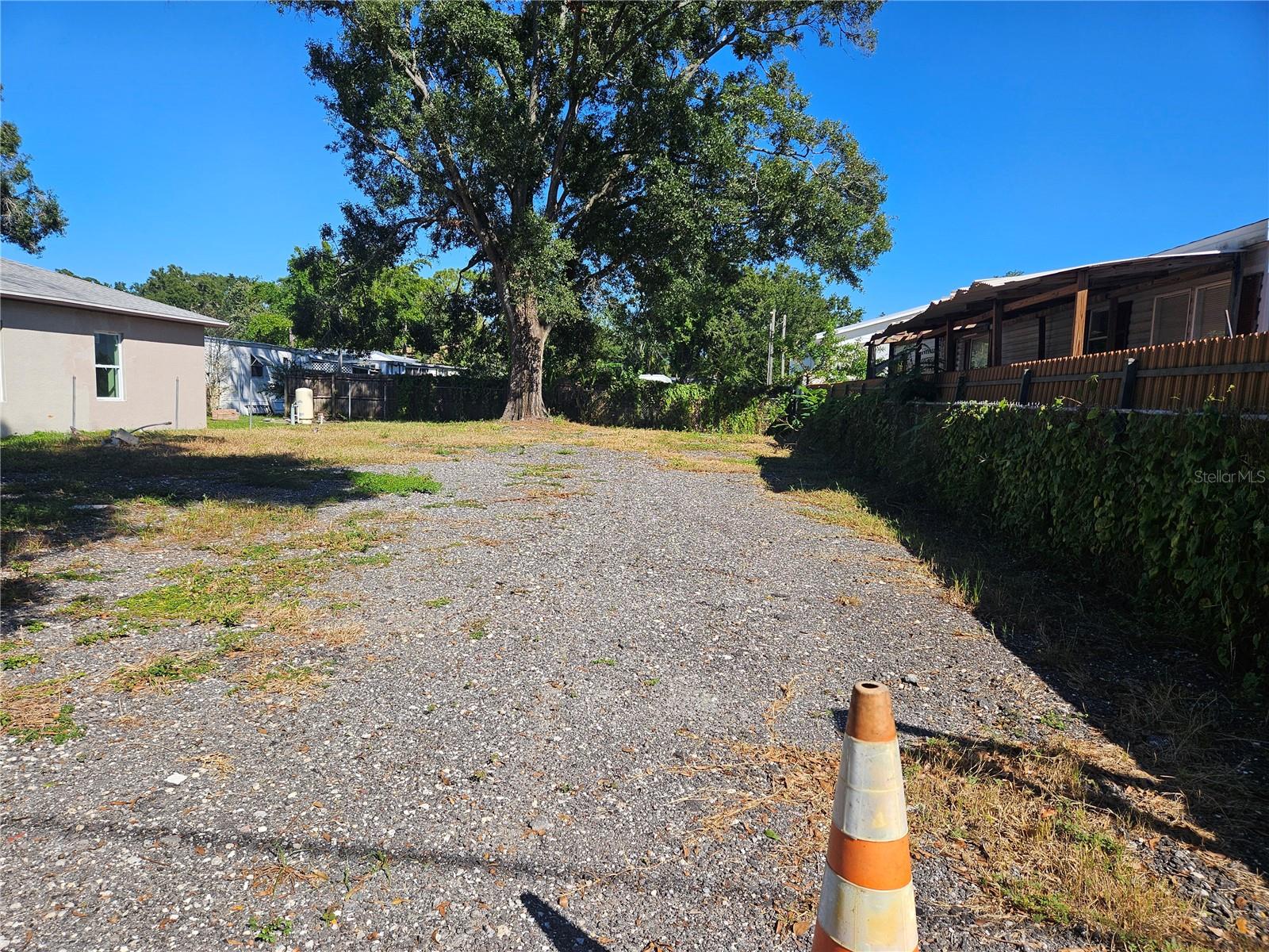 NORTH END TERRACE - Land
