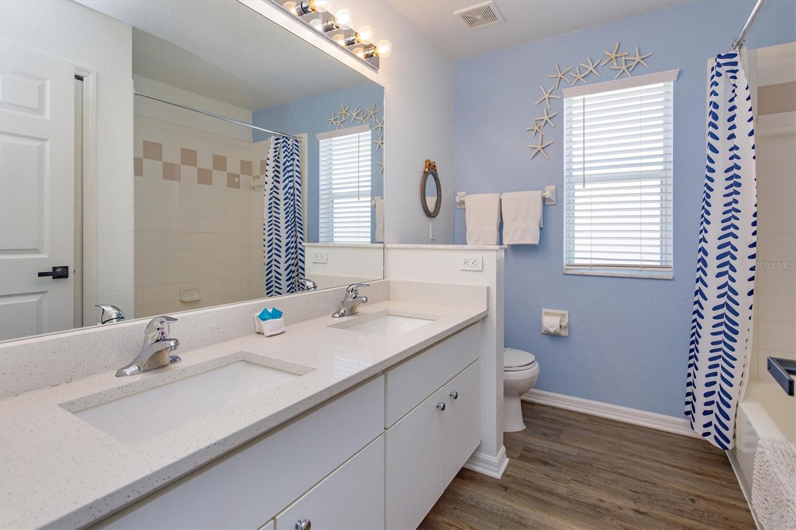 PINEWOOD COUNTRY ESTATES - Residential