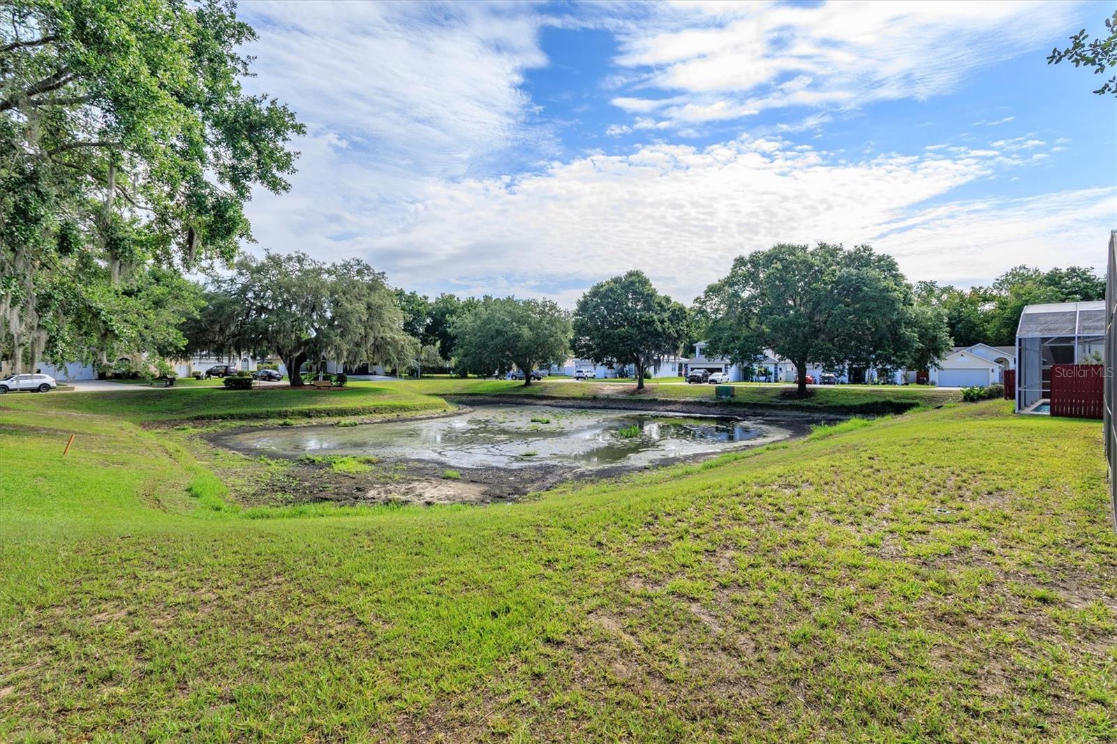PINEWOOD COUNTRY ESTATES - Residential