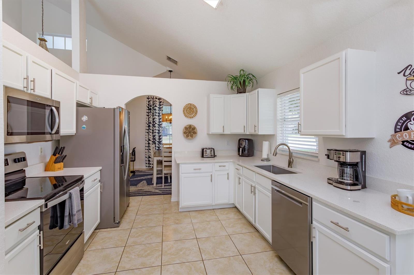 PINEWOOD COUNTRY ESTATES - Residential