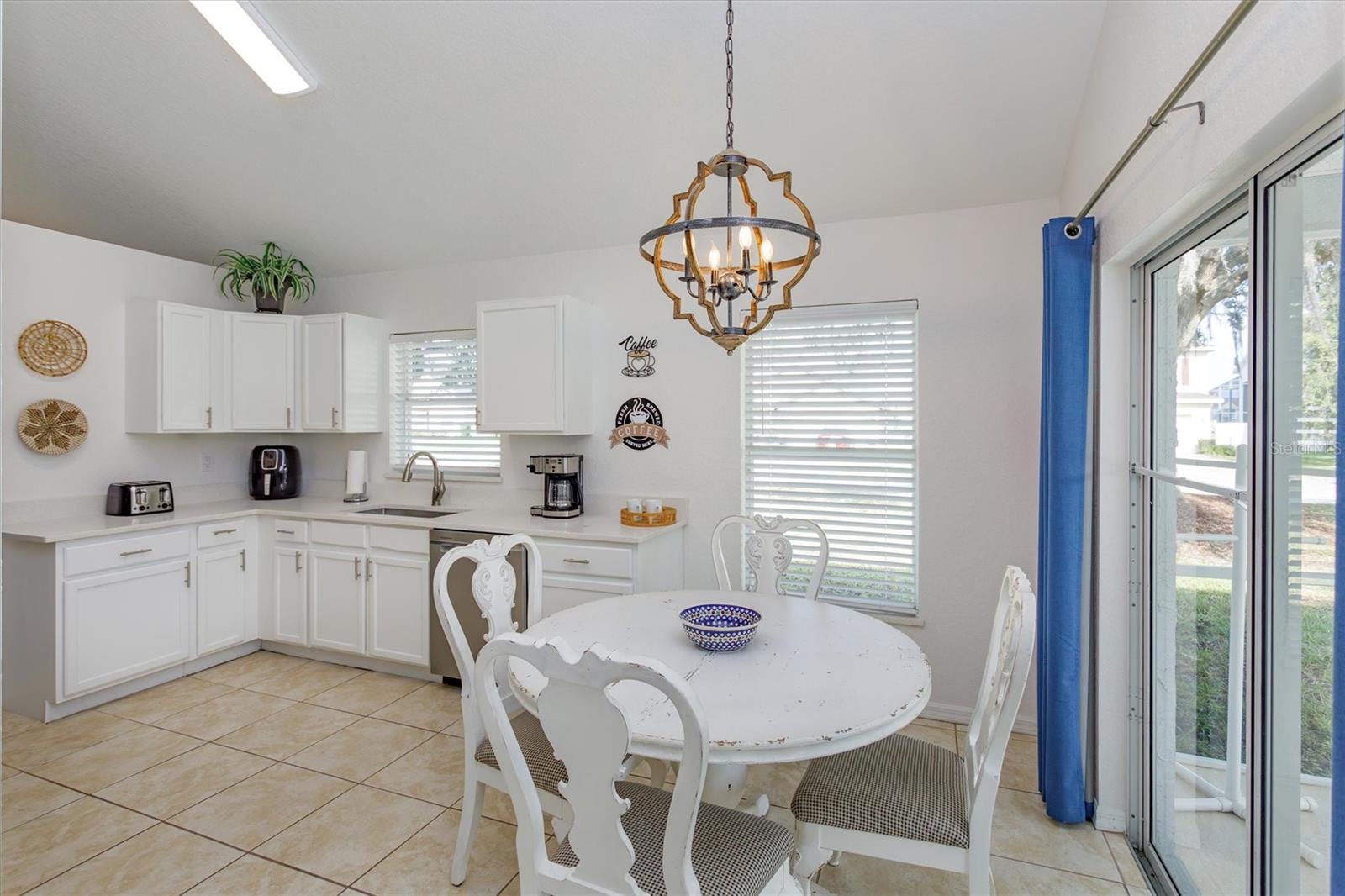 PINEWOOD COUNTRY ESTATES - Residential