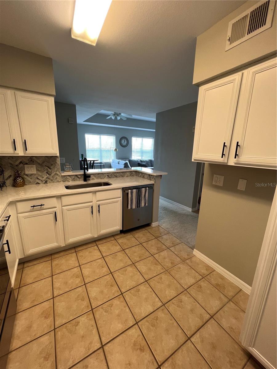 VILLAGIO - Residential Lease