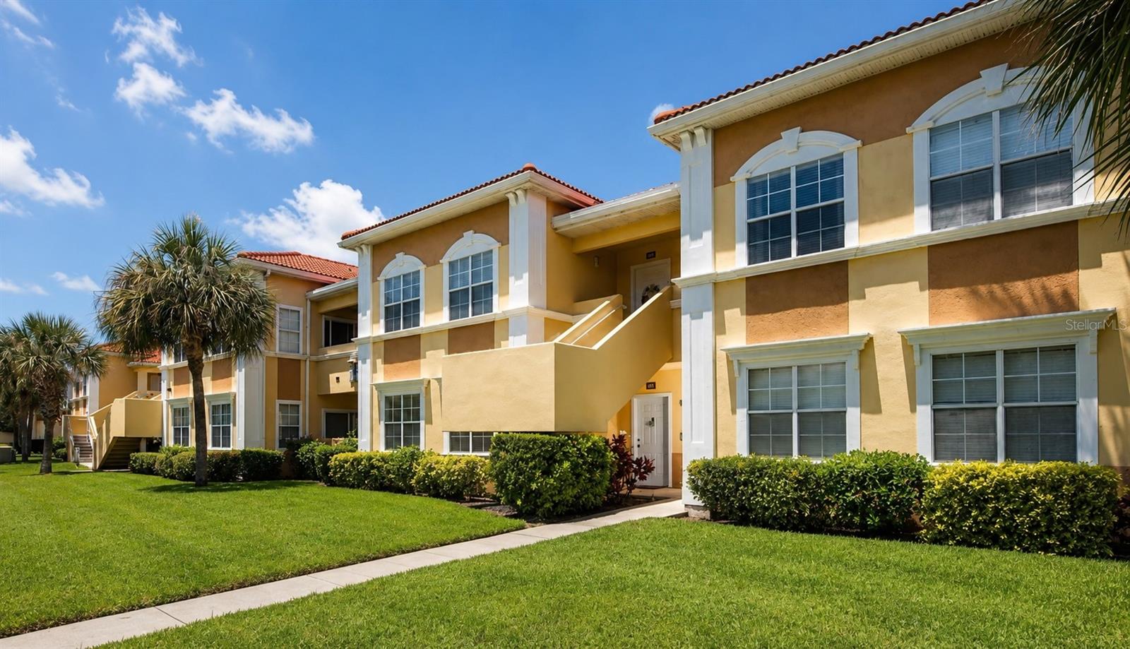 VILLAGIO - Residential Lease