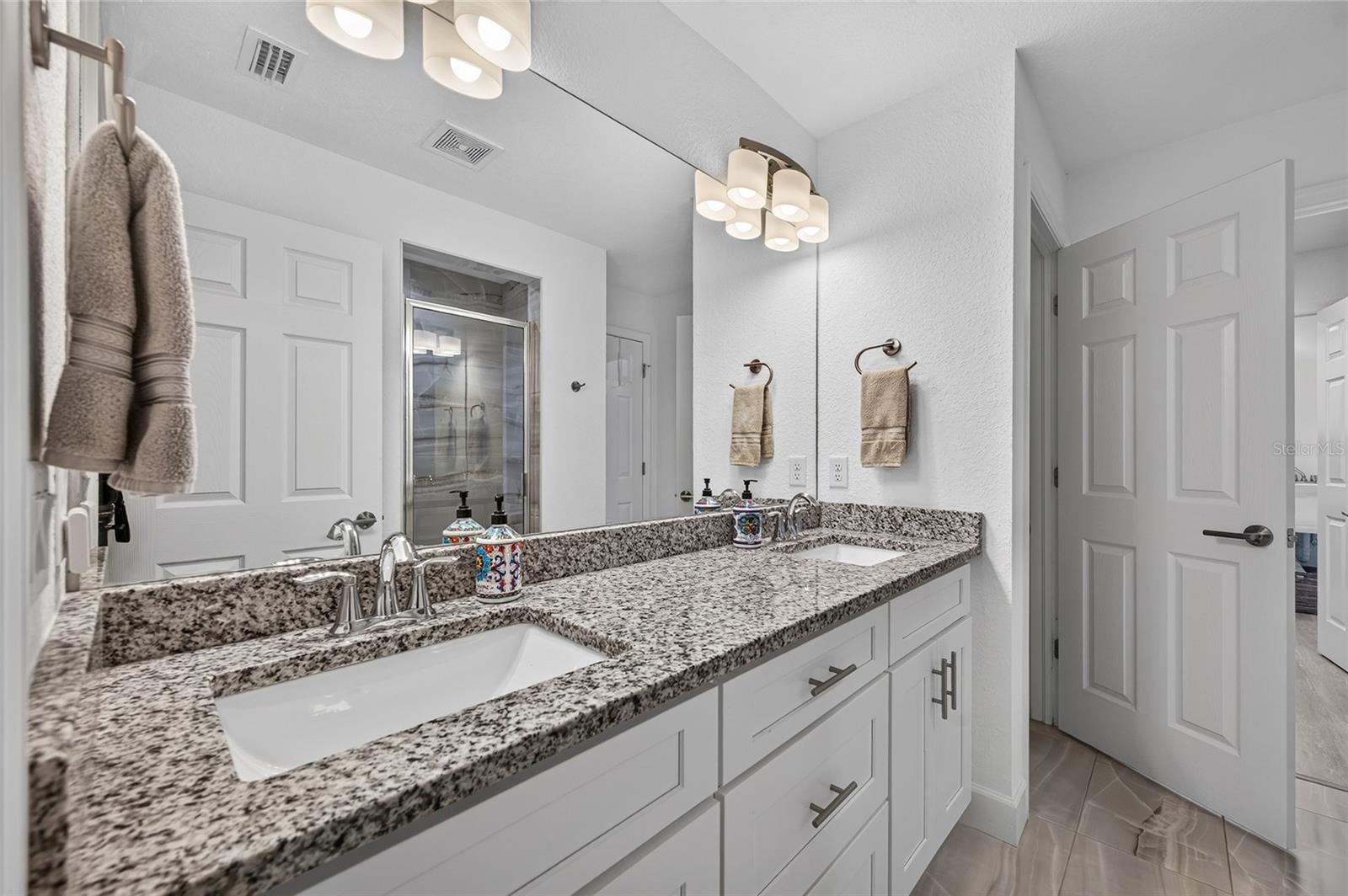 HRBR HEIGHTS - Residential