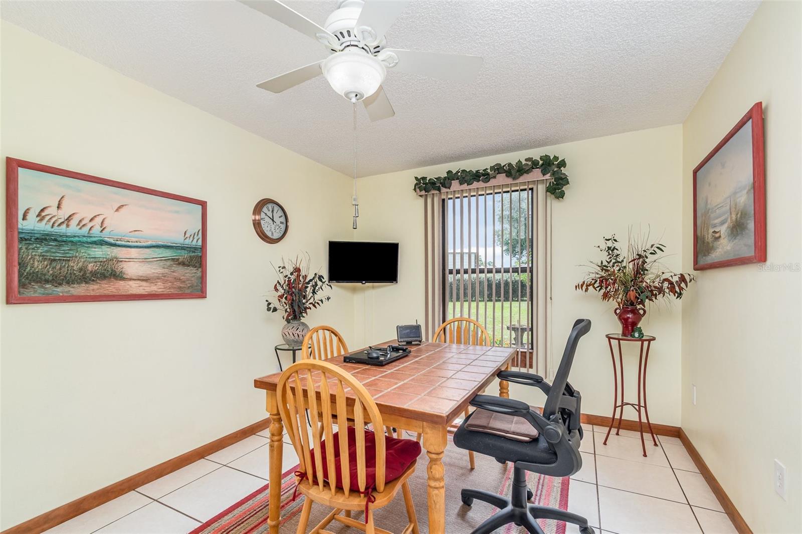 CARNELL 3RD ADD AKA PELLS HILLTOP UNREC - Residential