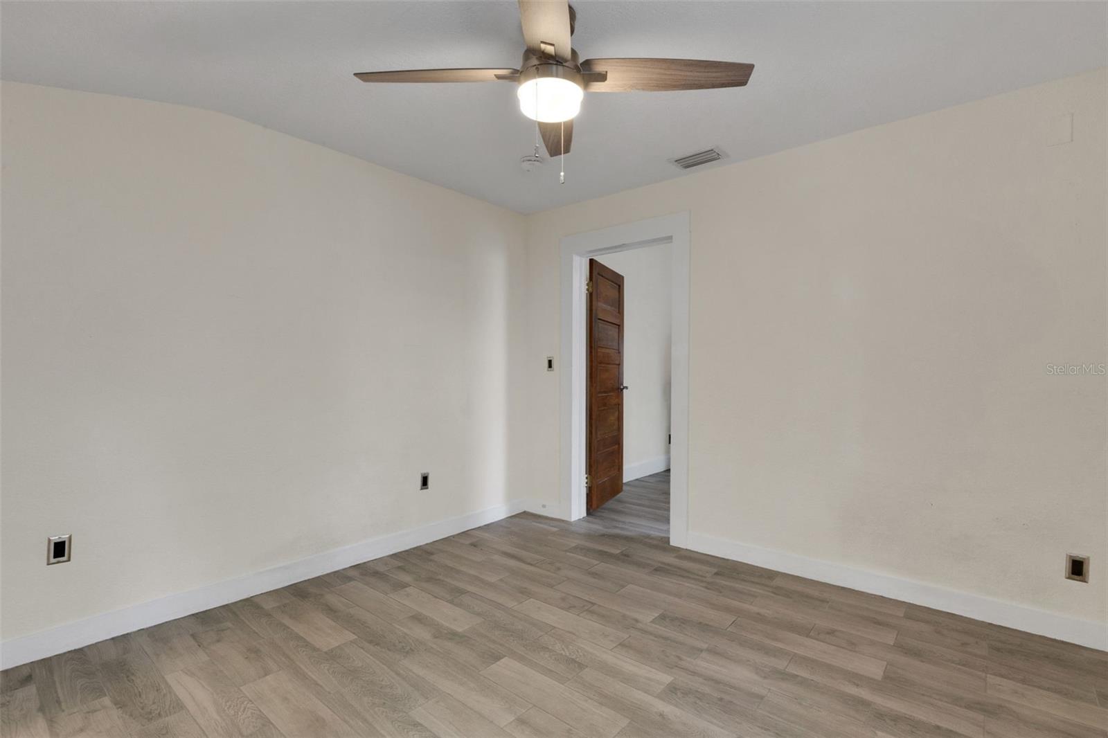 JOHNSONS T H SUB - Residential Income