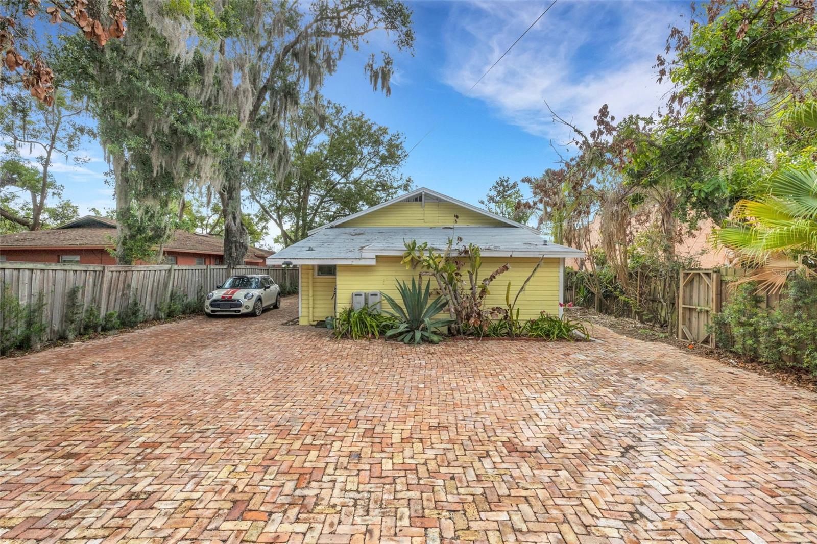 JOHNSONS T H SUB - Residential Income