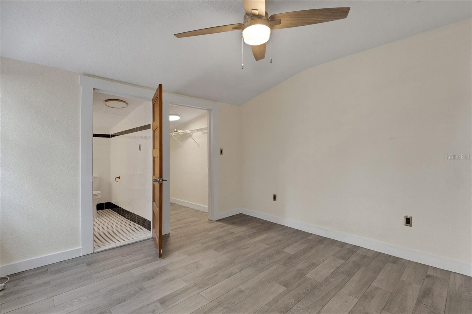 JOHNSONS T H SUB - Residential Income
