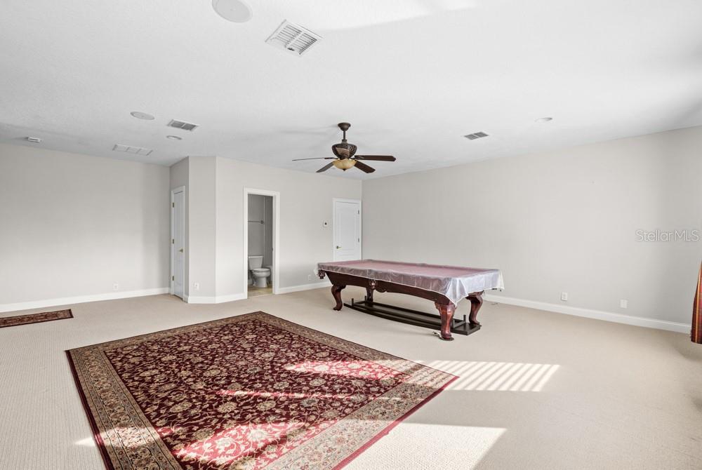 HEATHROW COUNTRY EST HOMES PH ONE - Residential