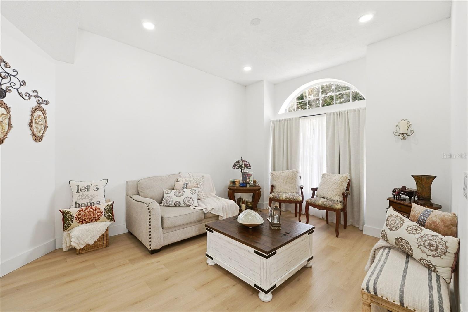 CYPRESS LAKES PH 3 - Residential