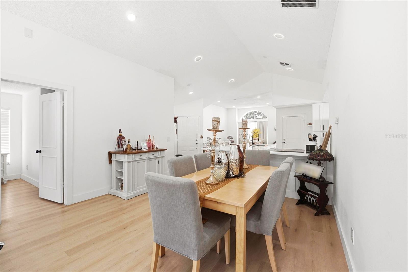 CYPRESS LAKES PH 3 - Residential