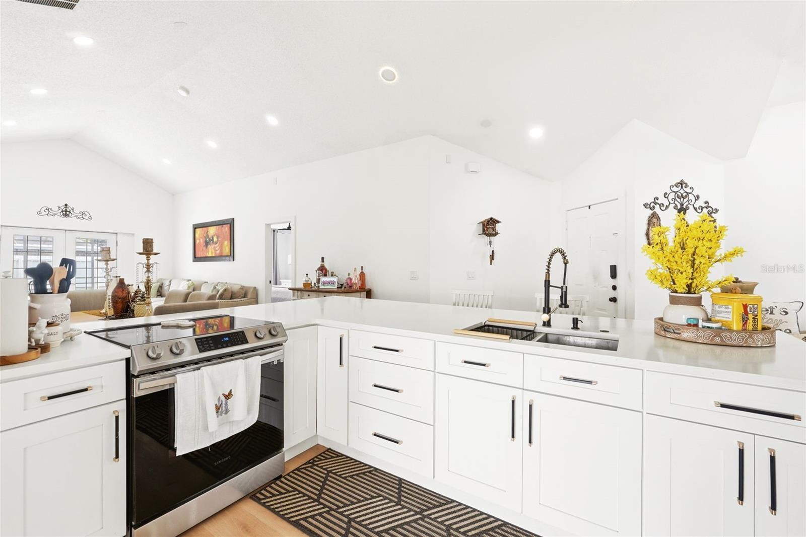 CYPRESS LAKES PH 3 - Residential