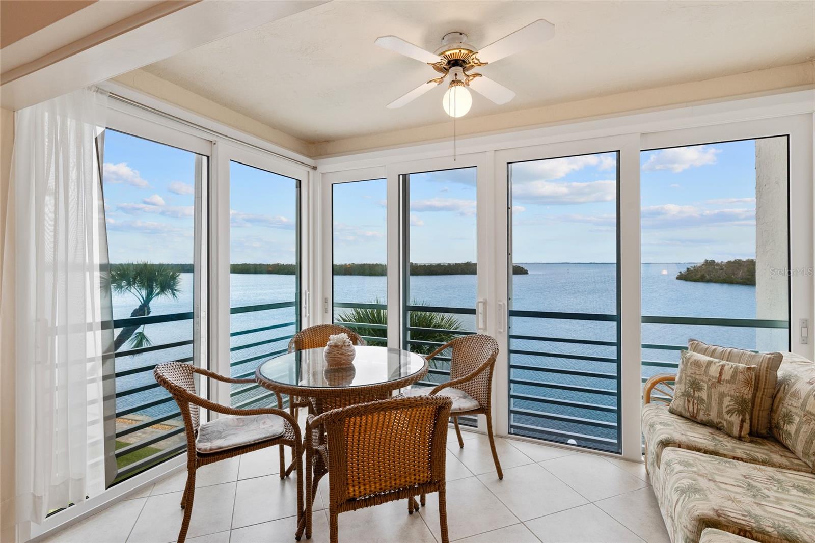 LONGBOAT HARBOUR - Residential