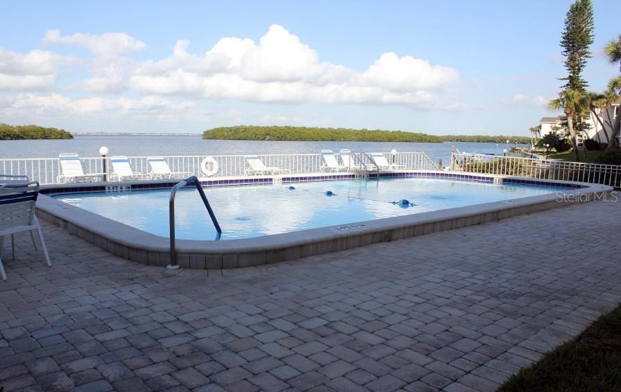 LONGBOAT HARBOUR - Residential