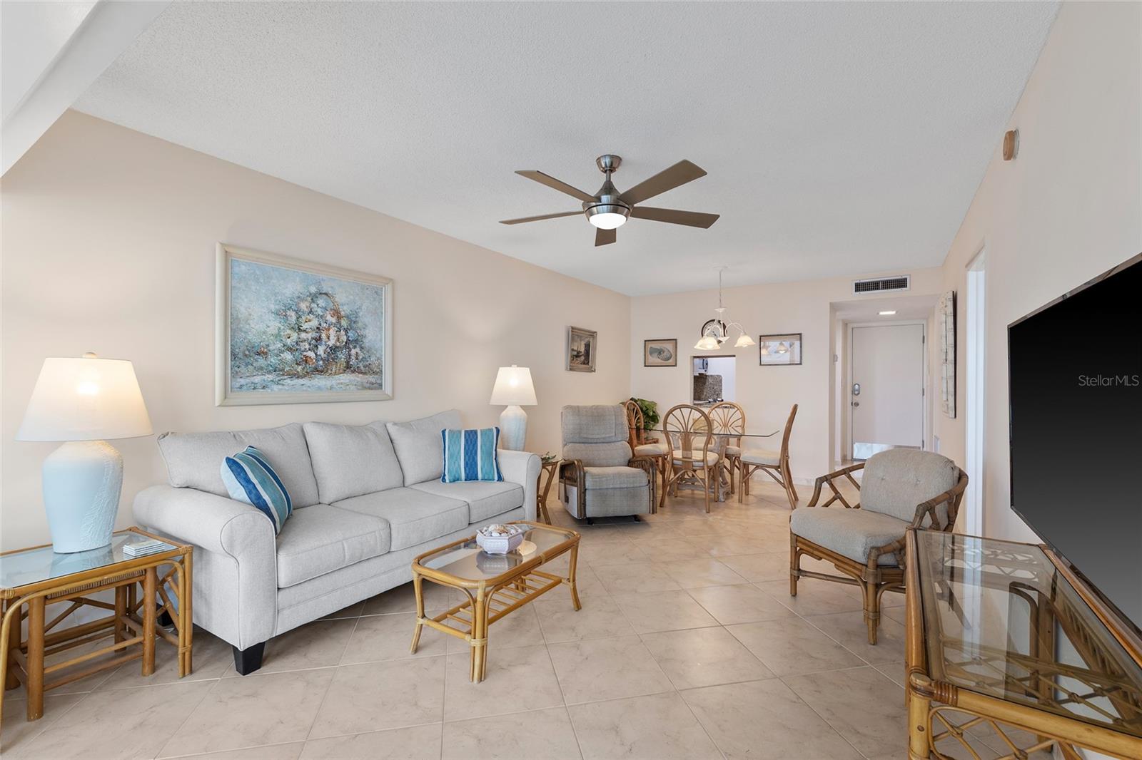 LONGBOAT HARBOUR - Residential