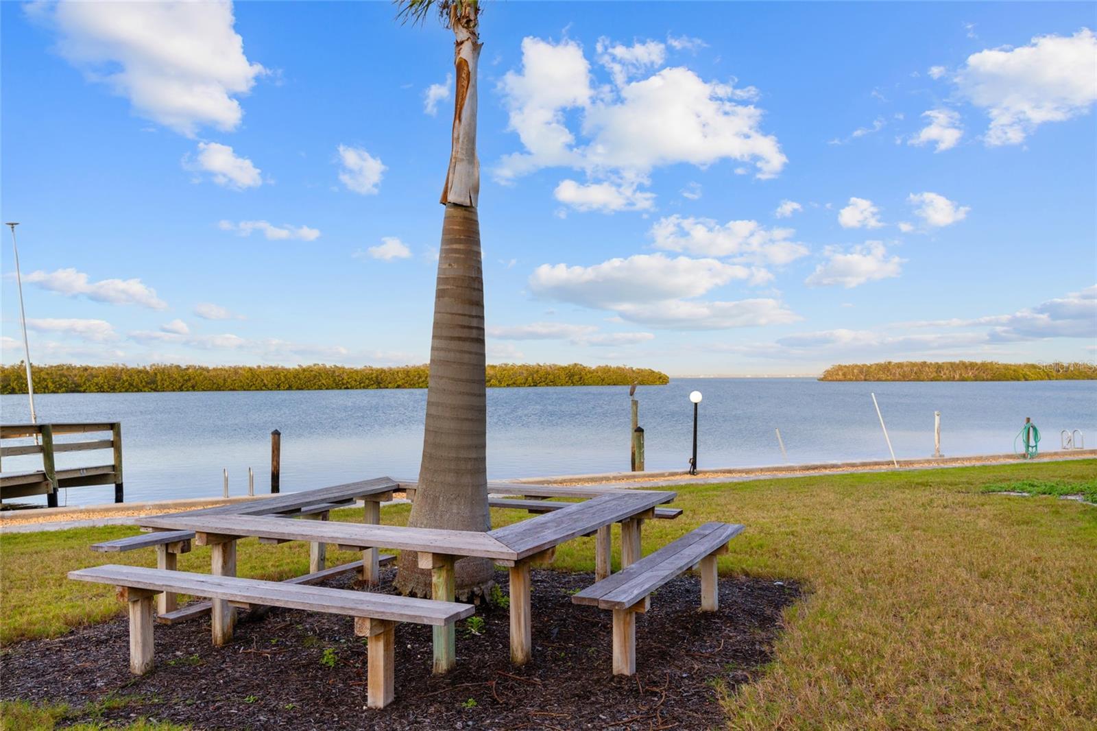 LONGBOAT HARBOUR - Residential