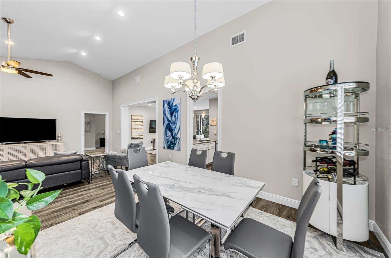 PARCEL B - THE PINNACLE - Residential