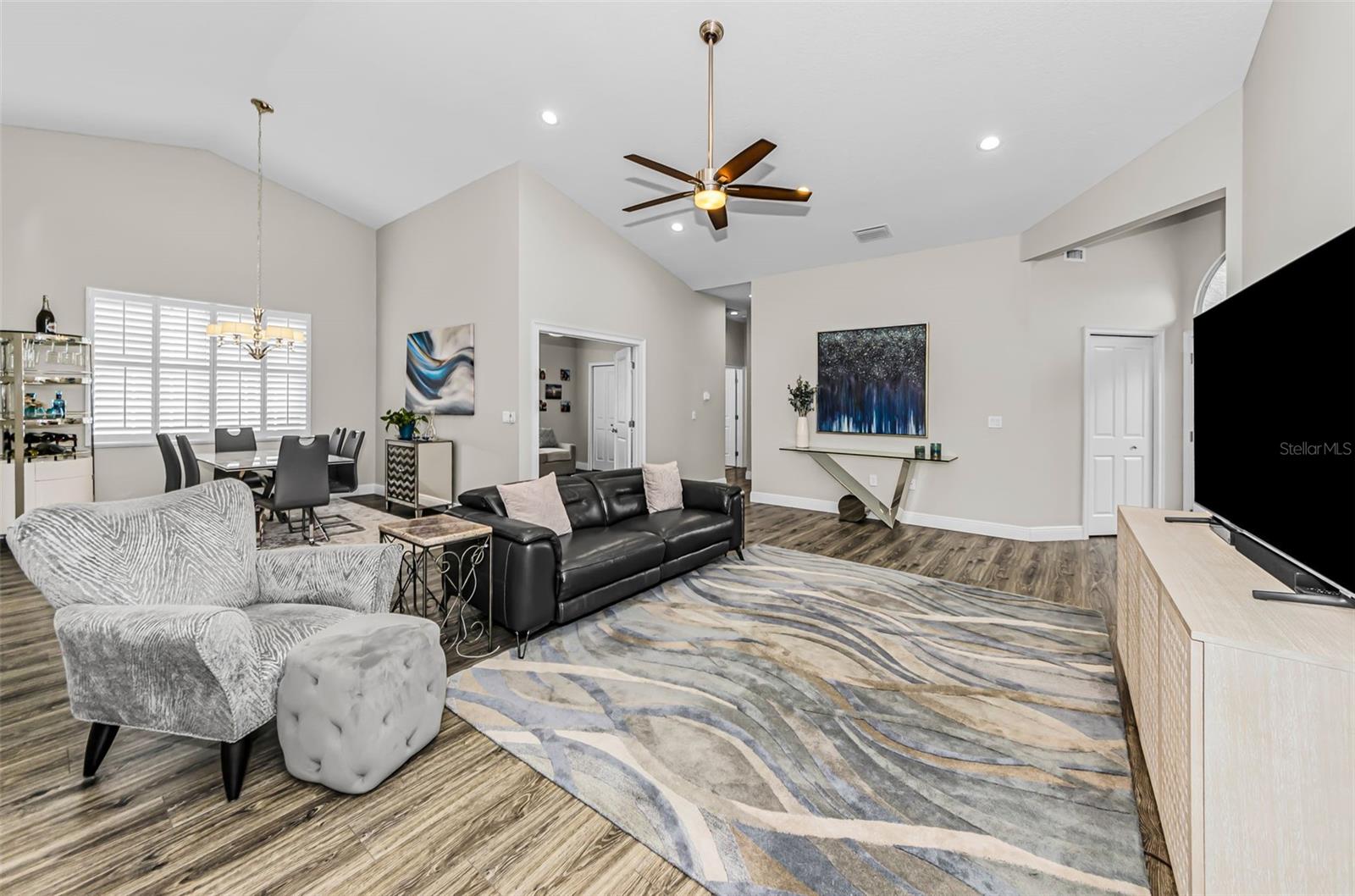 PARCEL B - THE PINNACLE - Residential