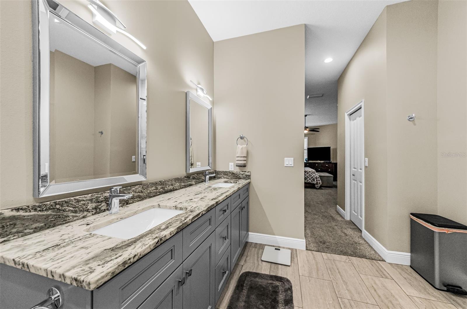 PARCEL B - THE PINNACLE - Residential