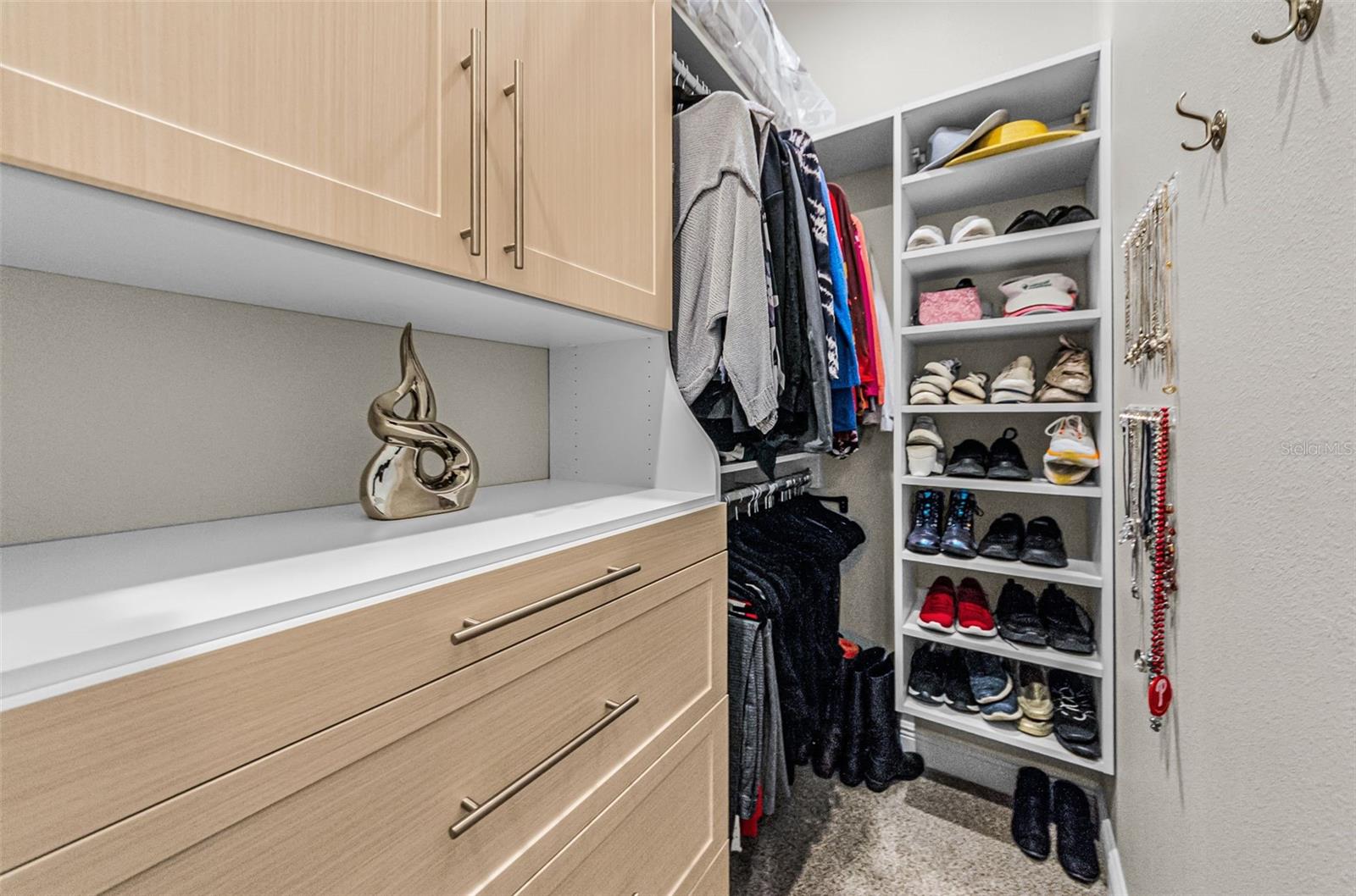 PARCEL B - THE PINNACLE - Residential