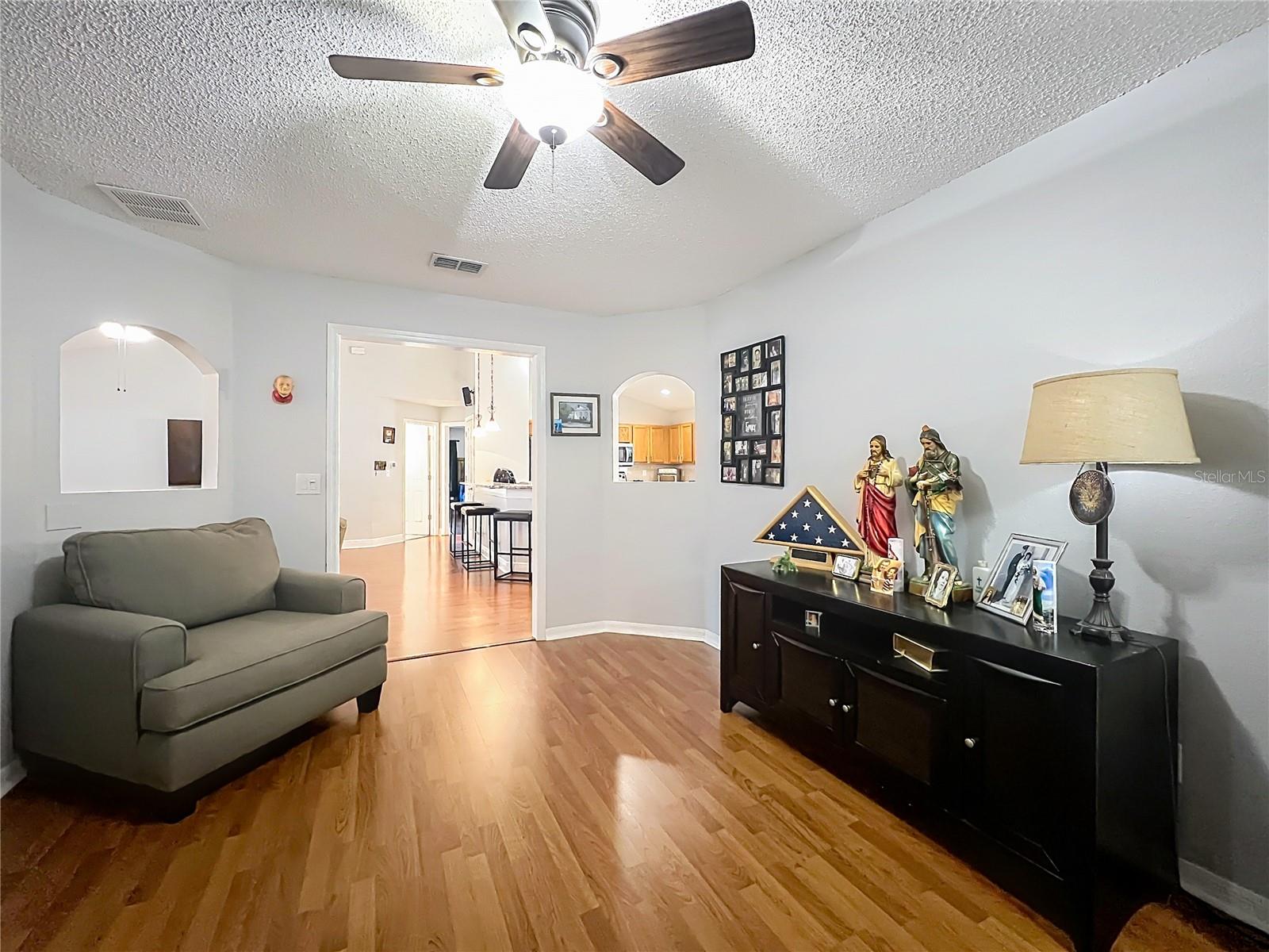 MINNEOLA OAK VALLEY PH 03 LT 362 PB 50 - Residential