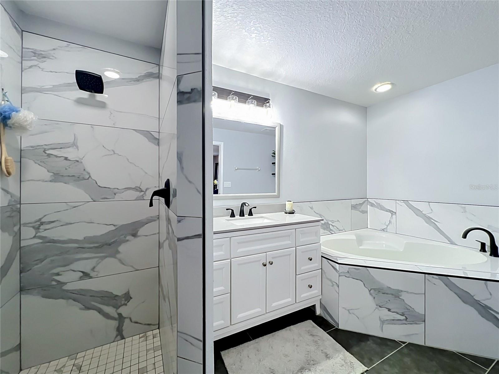 MINNEOLA OAK VALLEY PH 03 LT 362 PB 50 - Residential