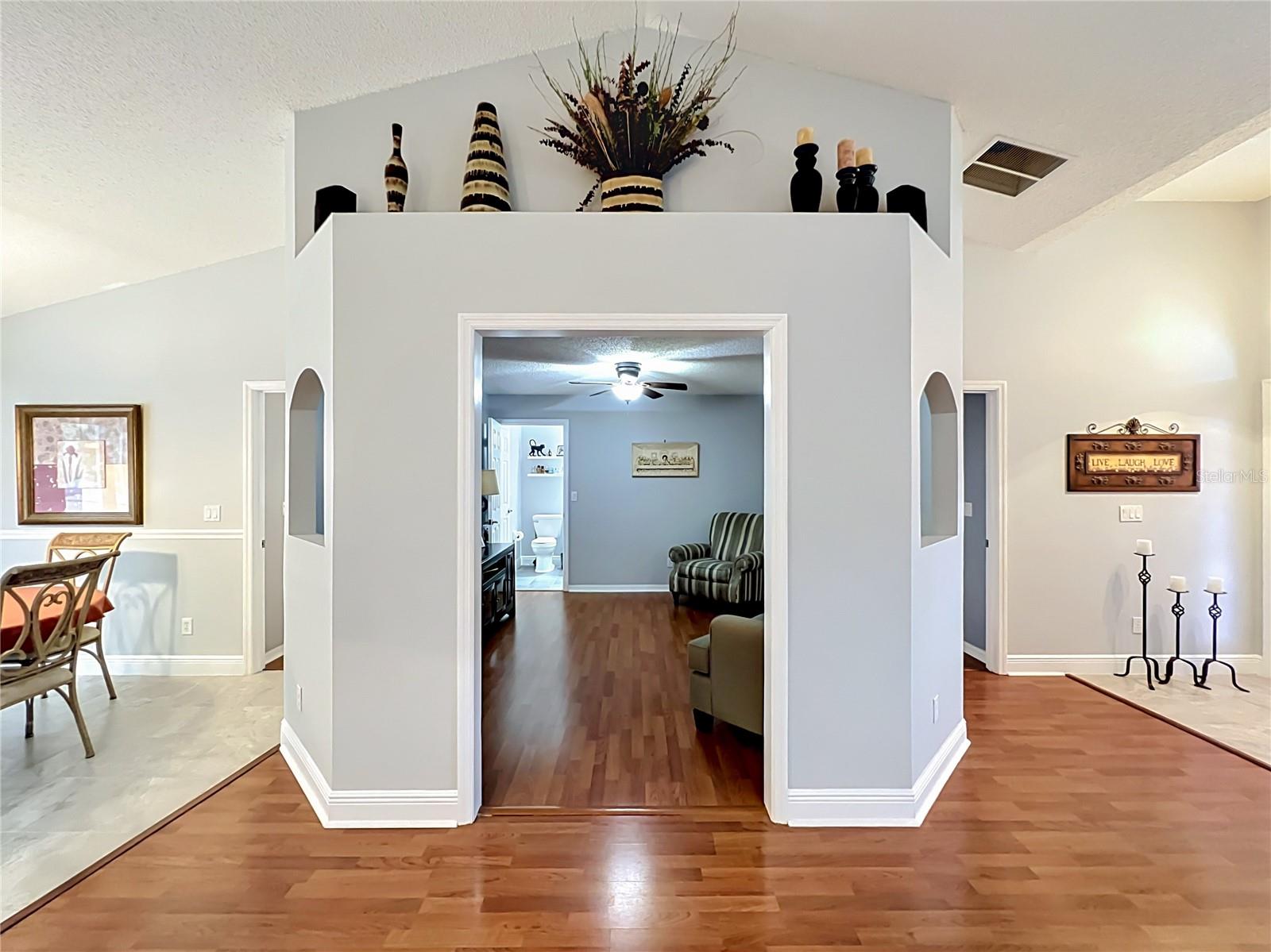 MINNEOLA OAK VALLEY PH 03 LT 362 PB 50 - Residential